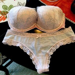 Victoria Secret  bra and panty set